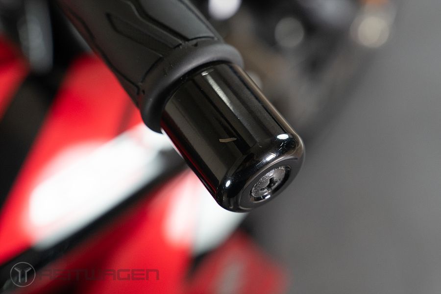 스즈키 GSX S 750 25