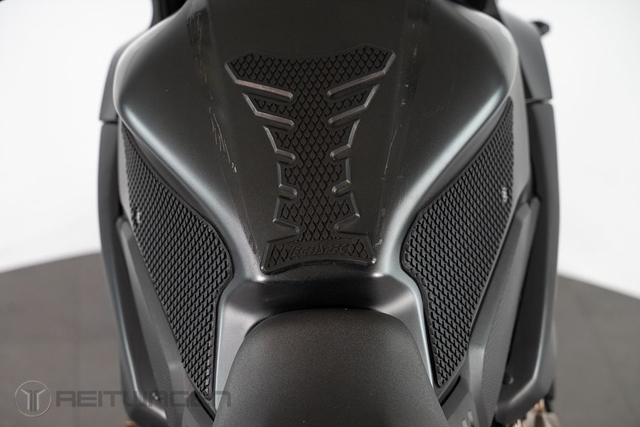 혼다 CBR 650 R MT 35