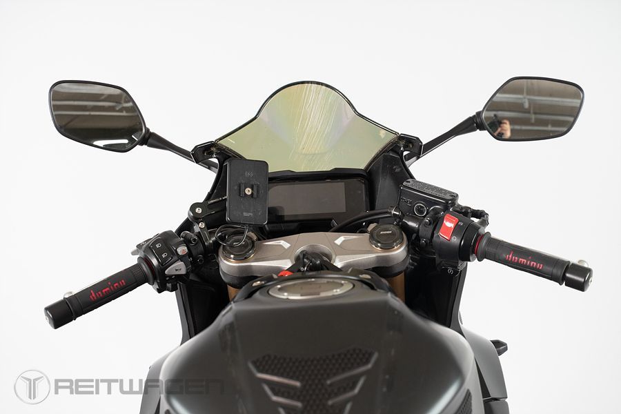 혼다 CBR 650 R MT 75