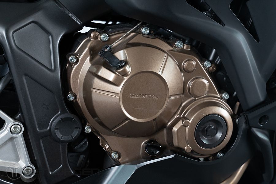 혼다 CBR 650 R MT 9