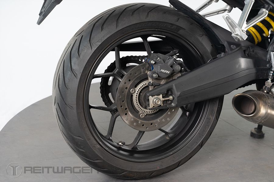 혼다 CBR 650 R MT 15