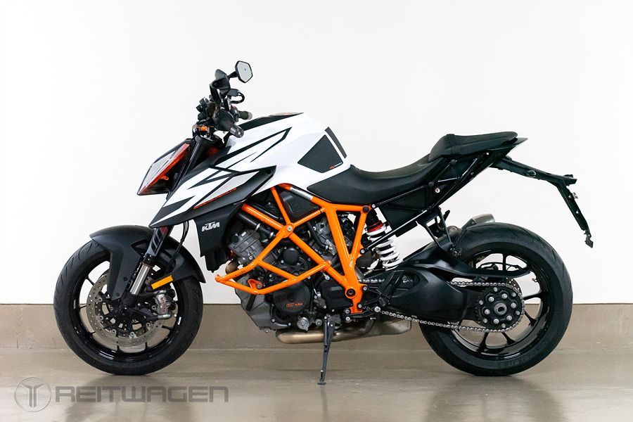 KTM 1290 슈퍼듀크 R thumb 2