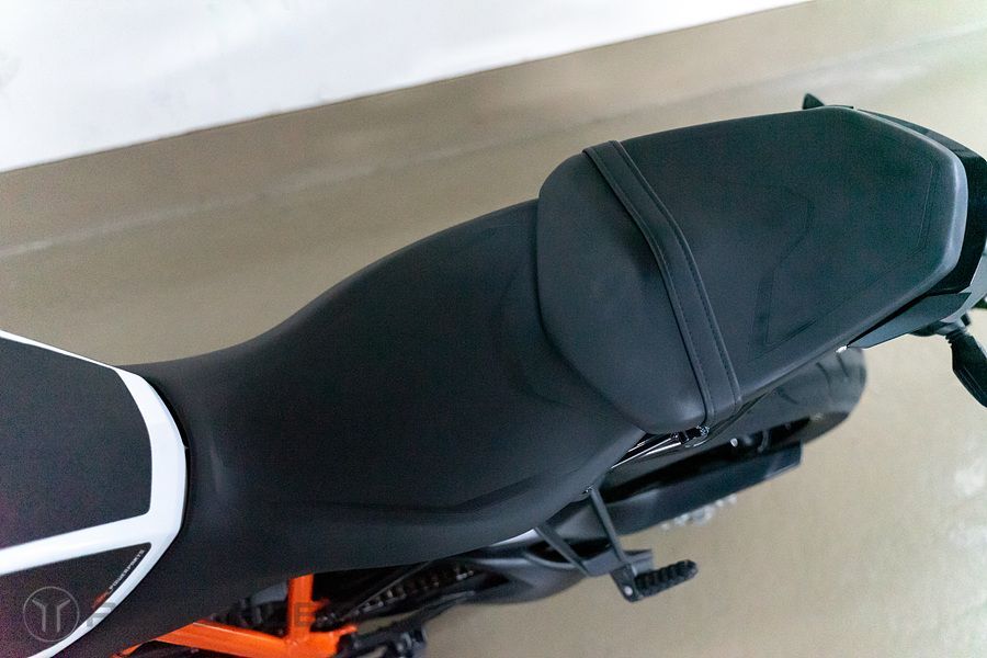 KTM 1290 슈퍼듀크 R 13