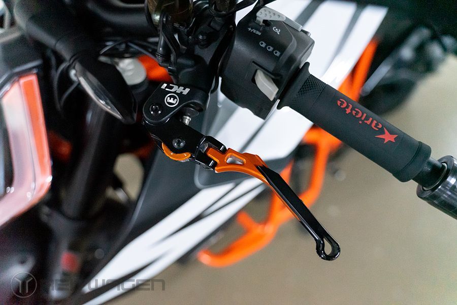 KTM 1290 슈퍼듀크 R 12