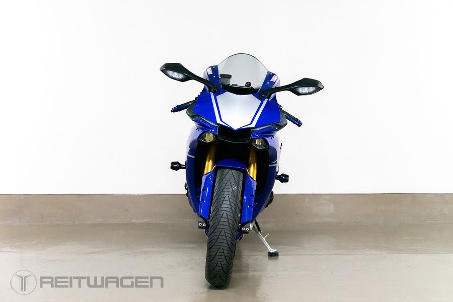 야마하 YZF R1 more