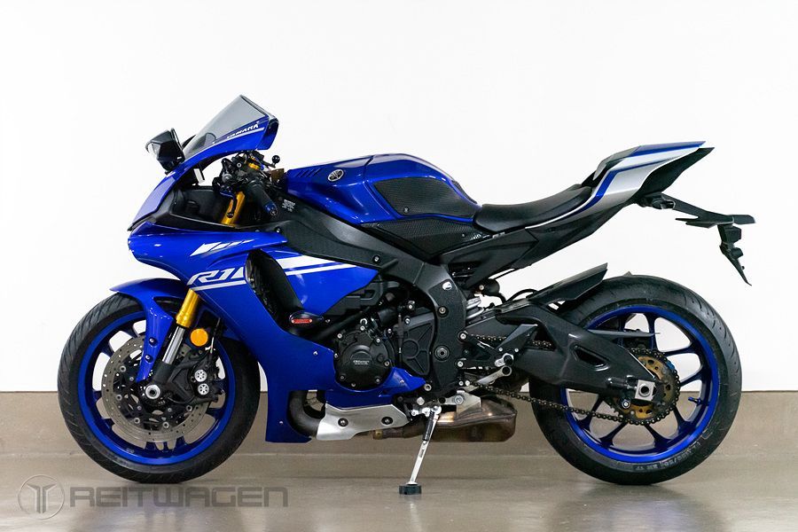 야마하 YZF R1 thumb 2