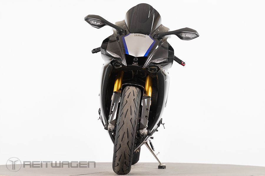 야마하 YZF R1 M more