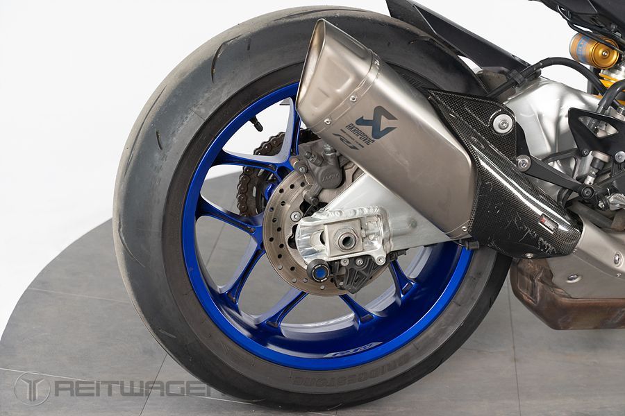 야마하 YZF R1 M 15