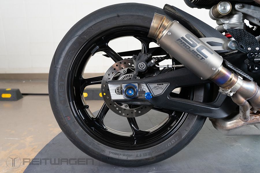 BMW S 1000 RR more