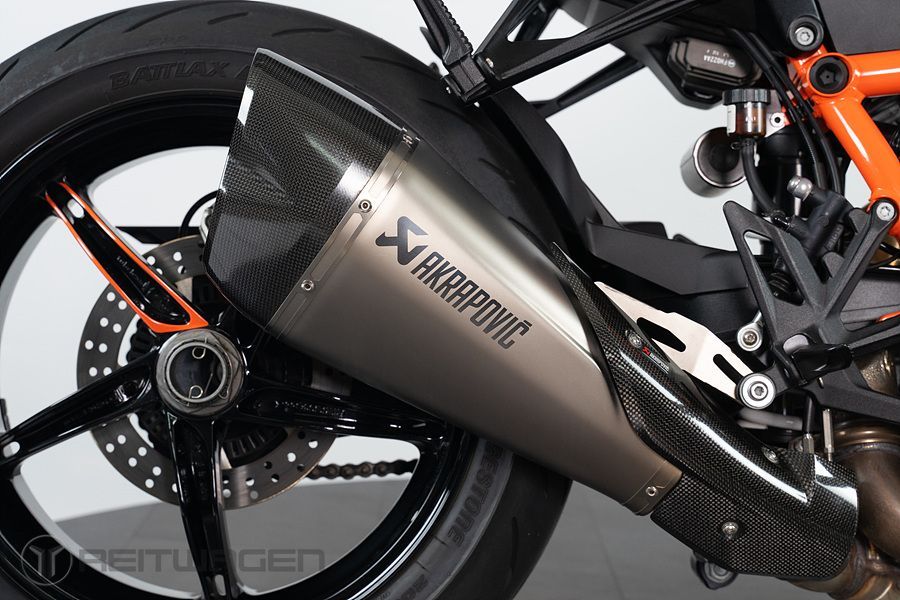 KTM 1290 슈퍼듀크 R 13