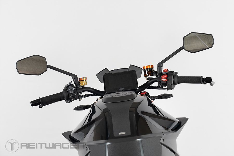 KTM 1290 슈퍼듀크 R 8