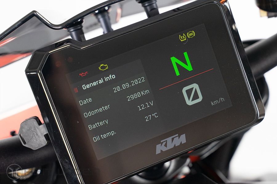 KTM 1290 슈퍼듀크 R more