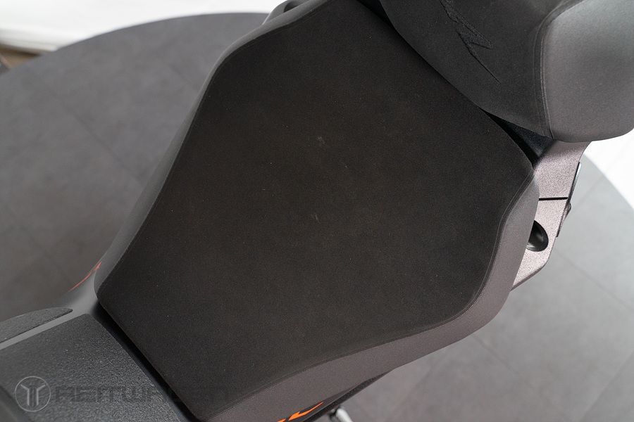 KTM 1290 슈퍼듀크 R 21