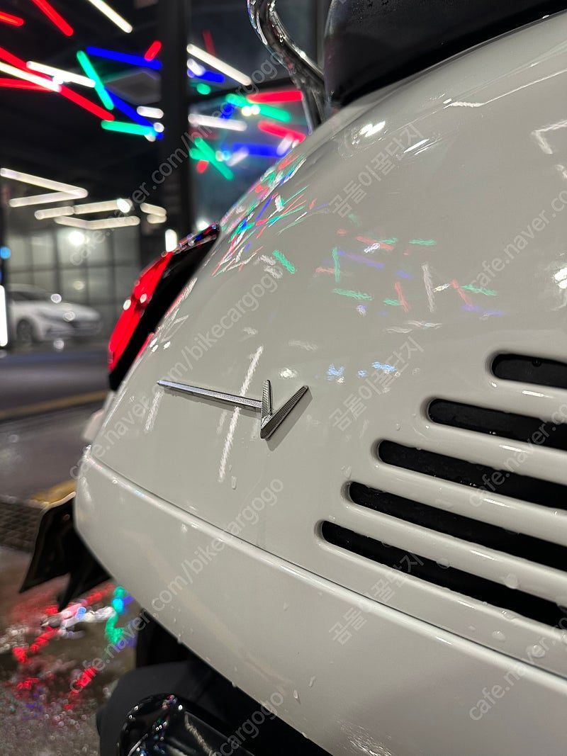 베스파 GTS 125 슈퍼스포츠 14