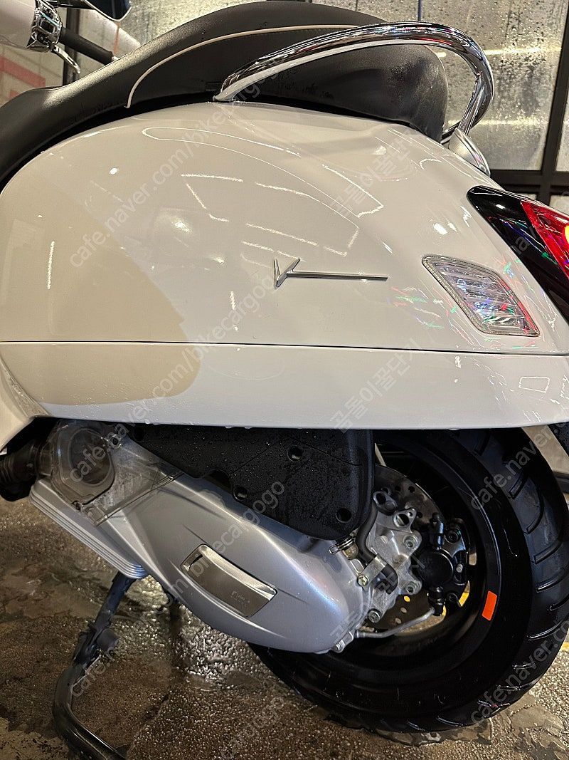 베스파 GTS 125 슈퍼스포츠 16