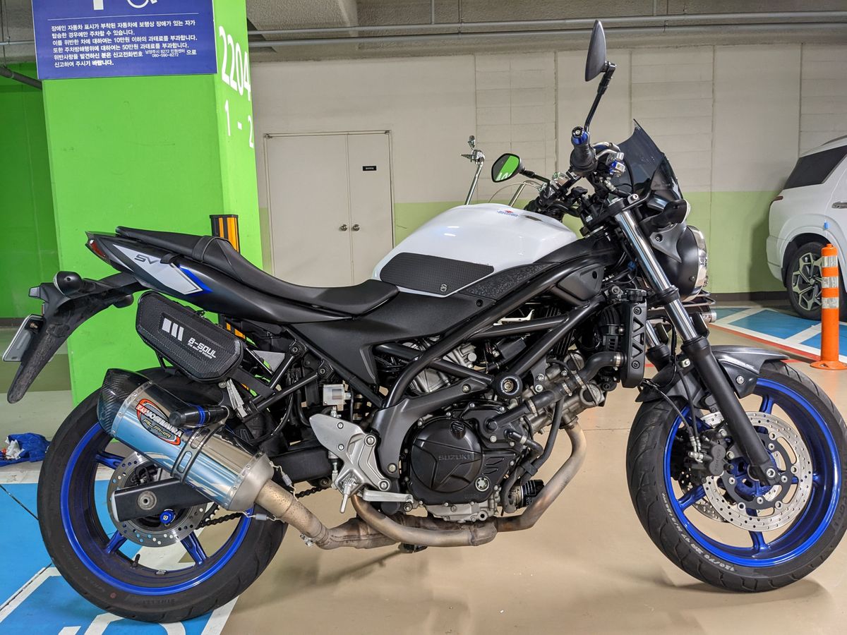 스즈키 SV 650 main