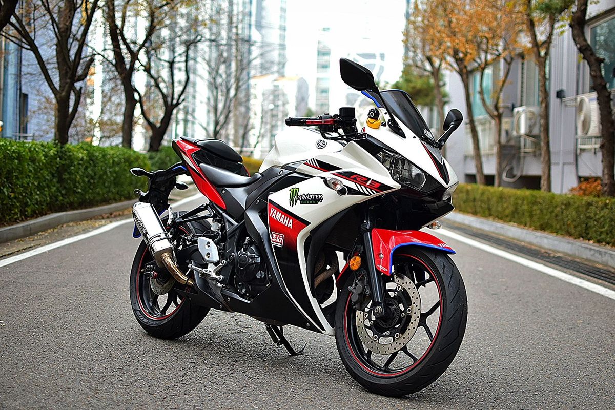 야마하 YZF R3 main