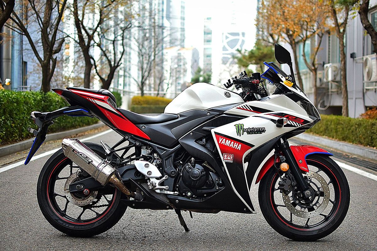 야마하 YZF R3 more