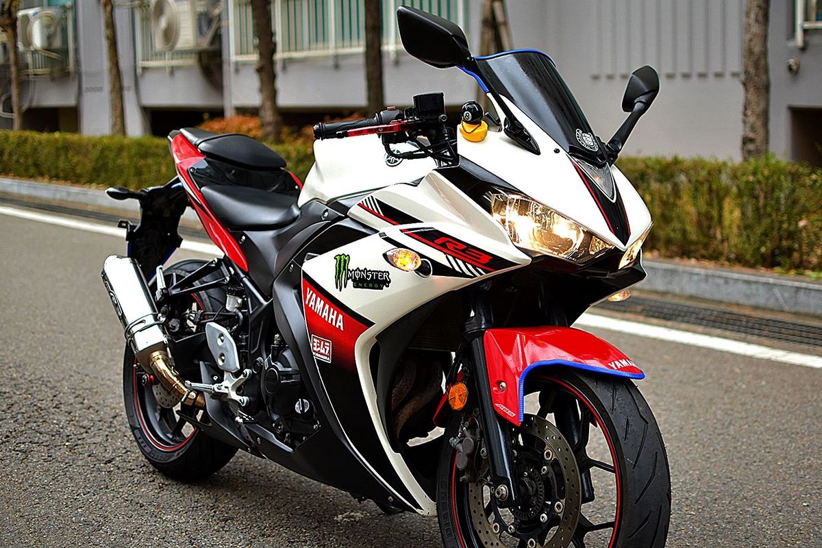야마하 YZF R3 7
