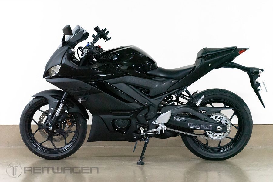 야마하 YZF R3 thumb 2