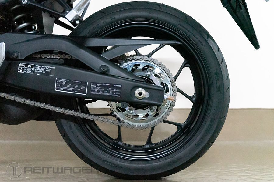야마하 YZF R3 9