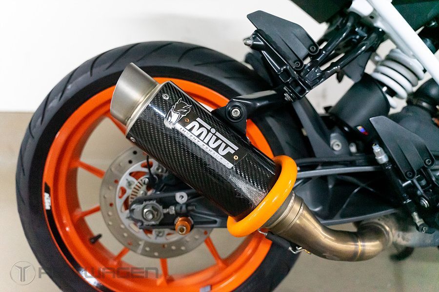 KTM 390 듀크 7