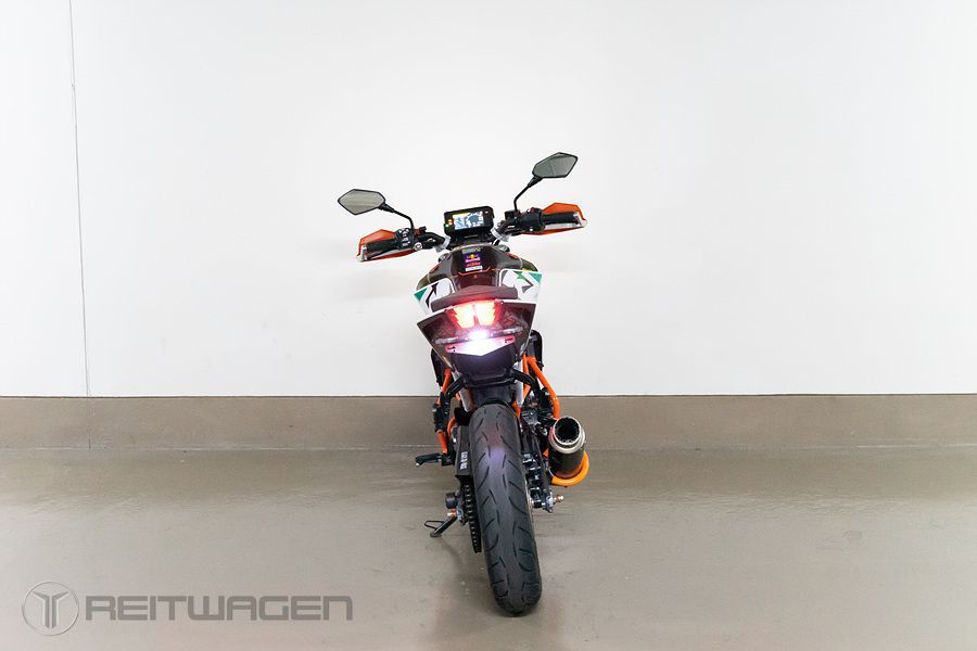 KTM 390 듀크 4