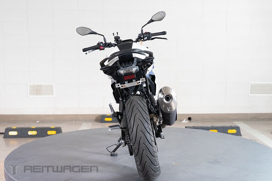 BMW G 310 R 4
