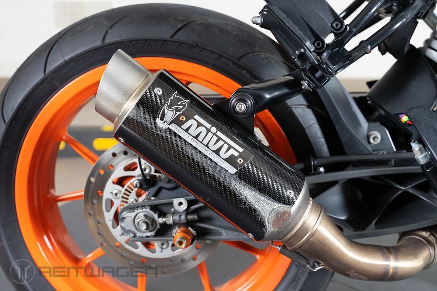KTM 390 듀크 8