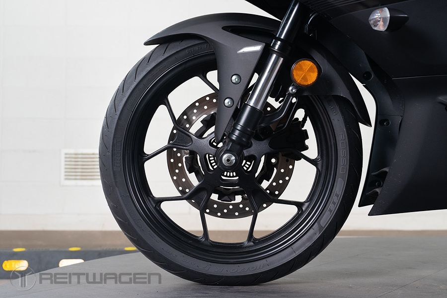 야마하 YZF R3 9