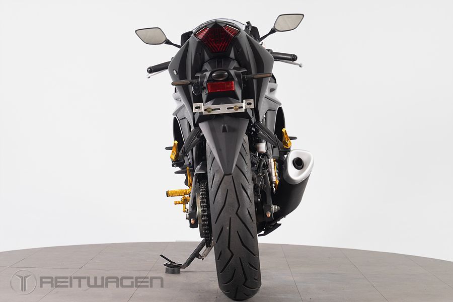 야마하 YZF R3 4