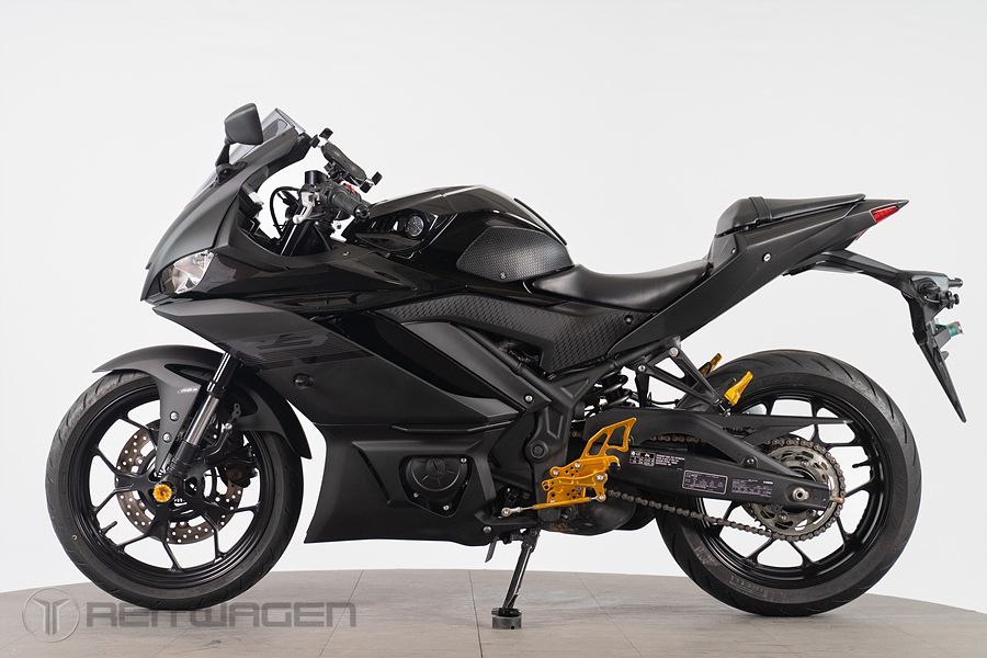 야마하 YZF R3 thumb 2