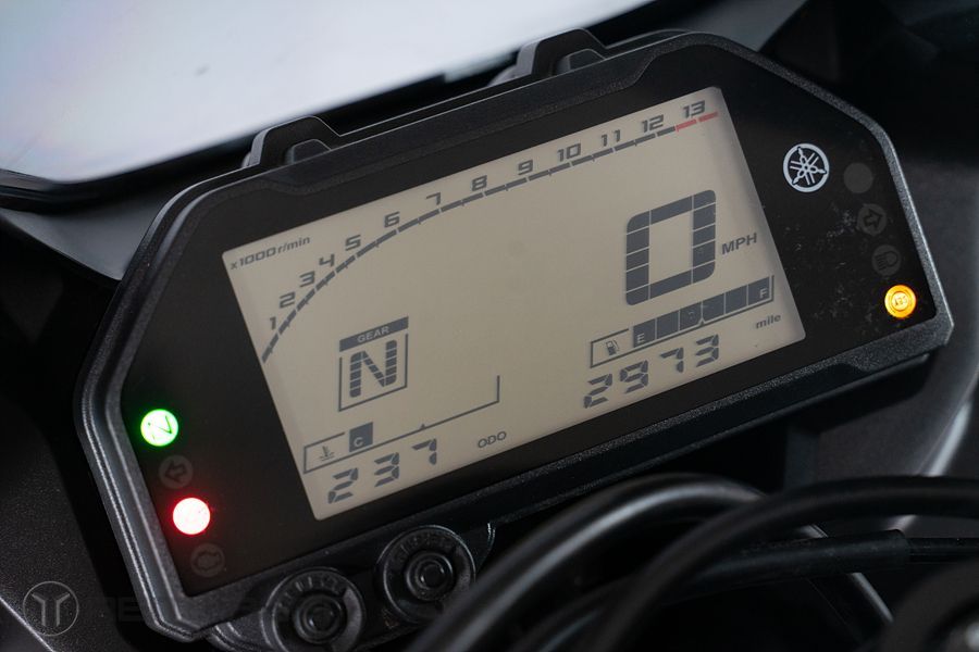 야마하 YZF R3 more
