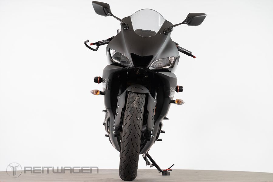 야마하 YZF R3 more