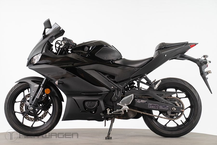야마하 YZF R3 thumb 2