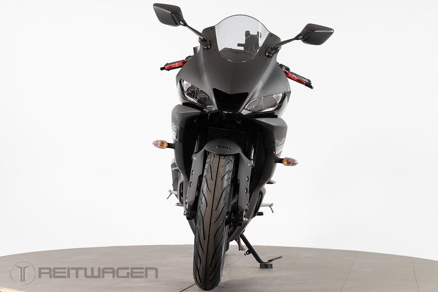 야마하 YZF R3 more