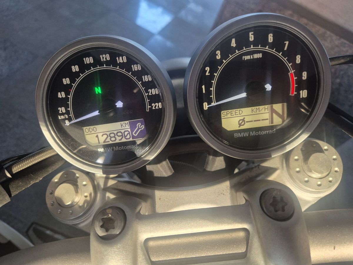 BMW R nine T 스크램블러 main