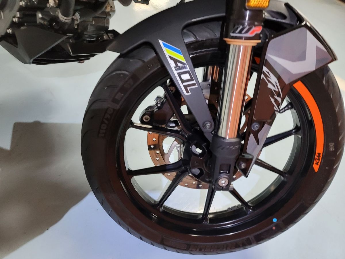 KTM 125 듀크 main