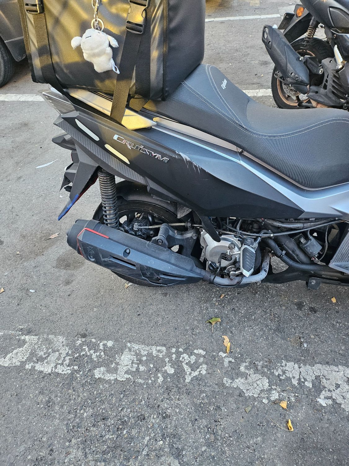 SYM 크루심 125 ABS 9