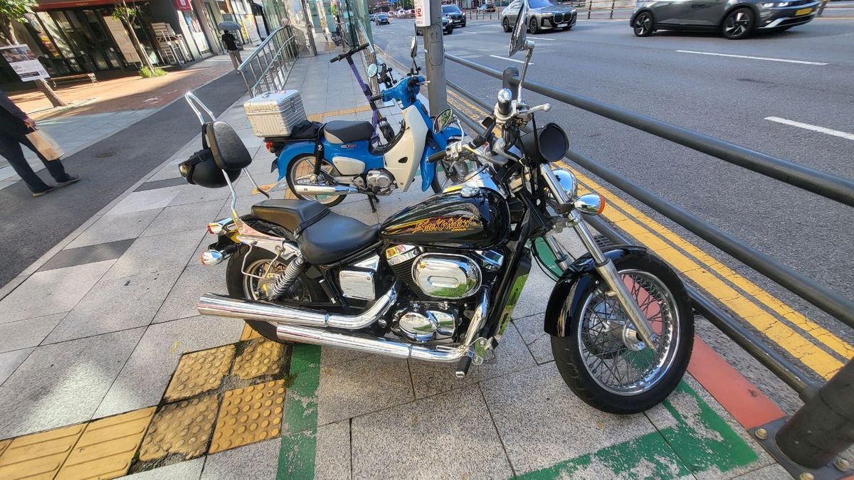 혼다 쉐도우 750 main