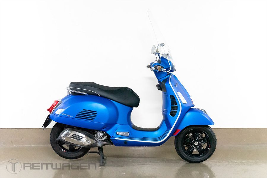 베스파 GTS 300 슈퍼 main