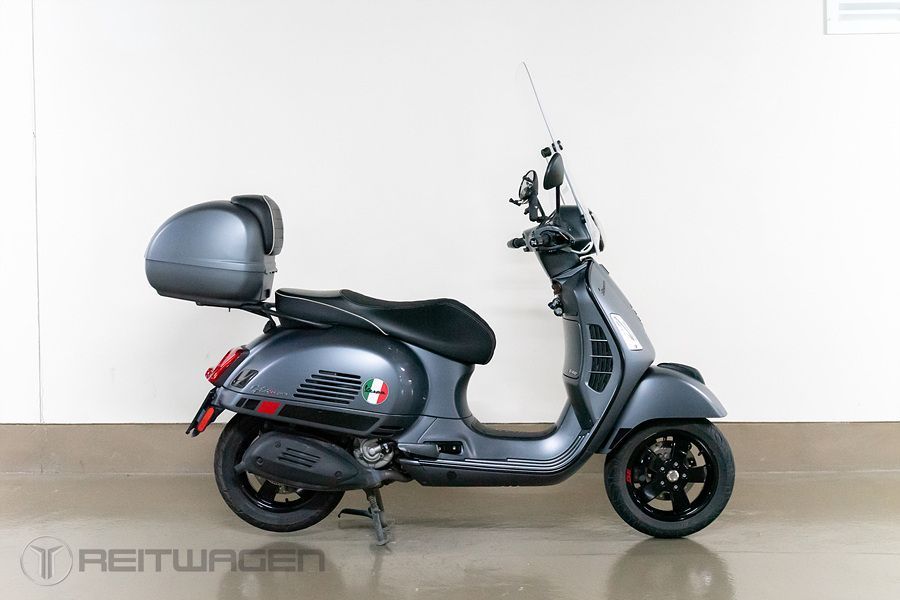 베스파 GTS 300 슈퍼 main