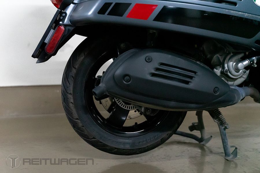 베스파 GTS 300 슈퍼 16