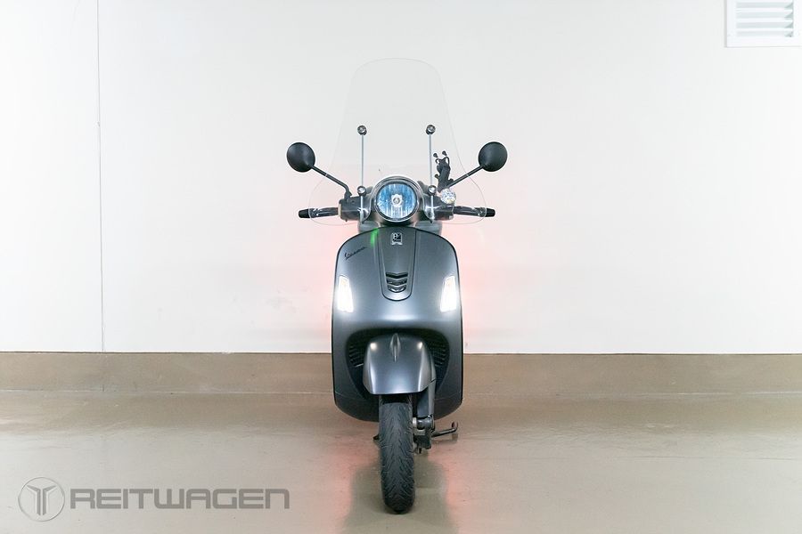 베스파 GTS 300 슈퍼 more
