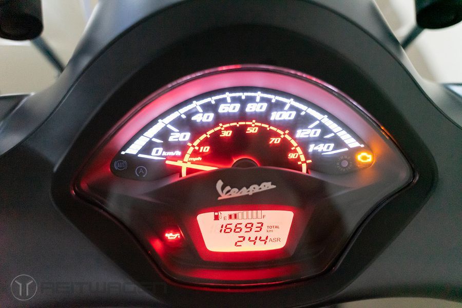 베스파 GTS 300 슈퍼 6