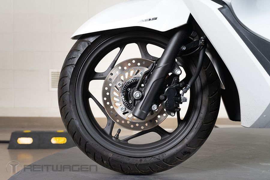 혼다 PCX 125 13