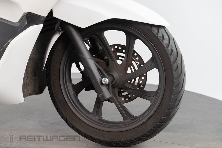 혼다 PCX 125 12