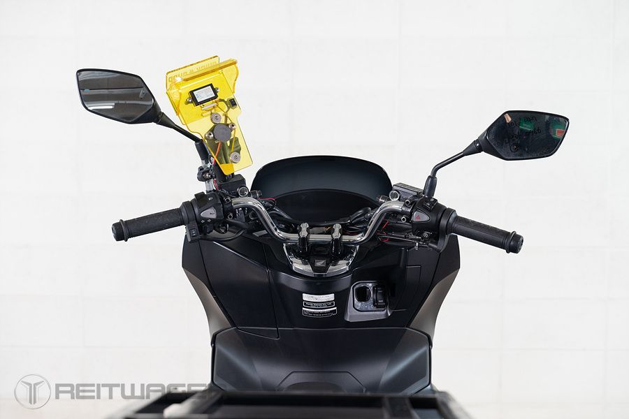 혼다 PCX 125 23