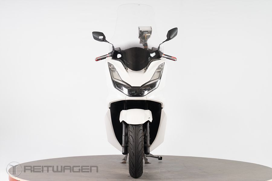 혼다 PCX 125 more