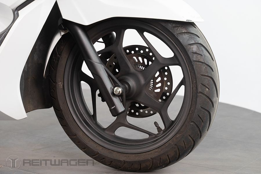 혼다 PCX 125 12